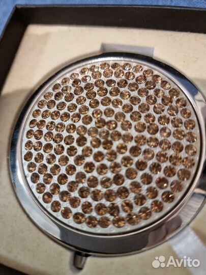 Зеркальце карманное