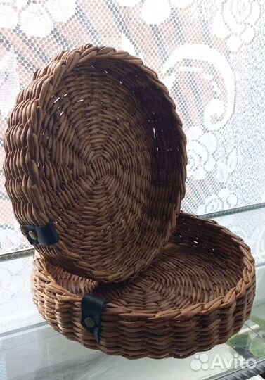 Плетеный поднос