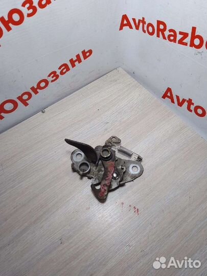 Замок капота Peugeot 206