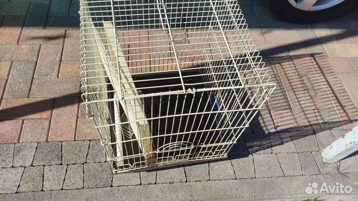Клетка для попугая среднего