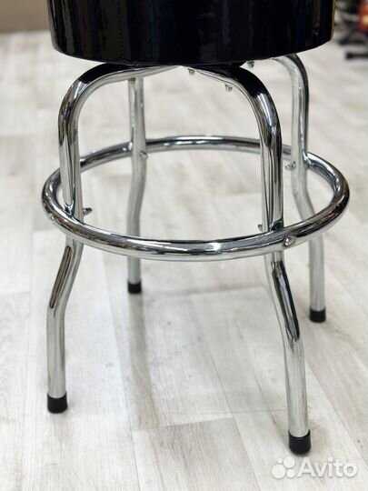 Стул для гитариста вращающийся