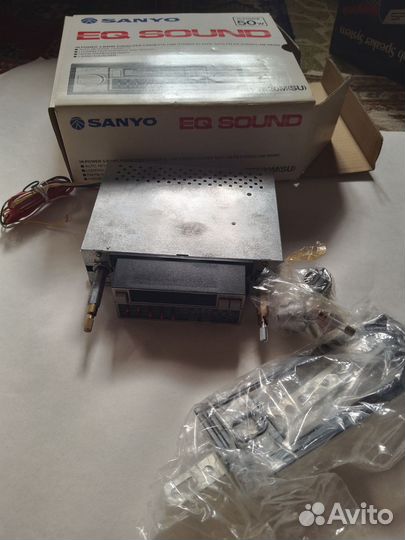 Автомагнитола Sanyo FT620M(SU) и колонки SP68