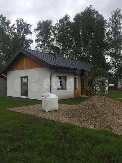 Дом 93 м² на участке 7,2 сот.