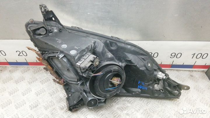 Фара передняя для Toyota Prius 2 8113047190