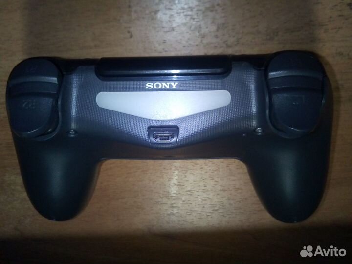 Геймпад dualshock 4