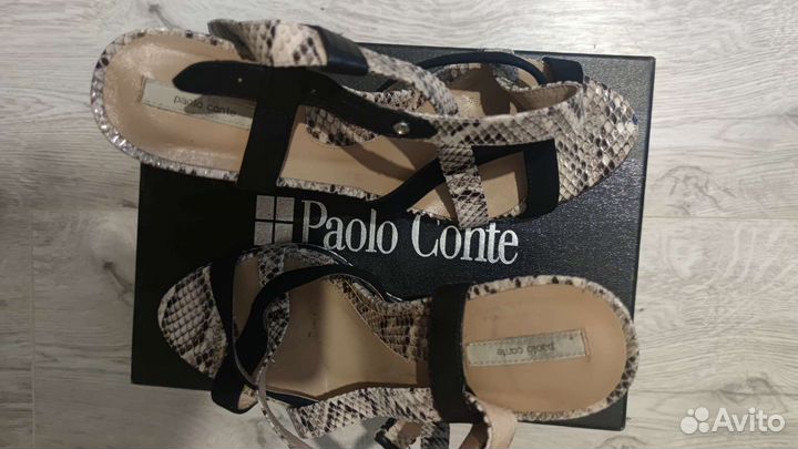 Босоножки Paolo conte на танкетке 40р
