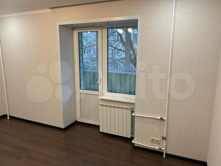 3-к. квартира, 63 м², 3/17 эт.