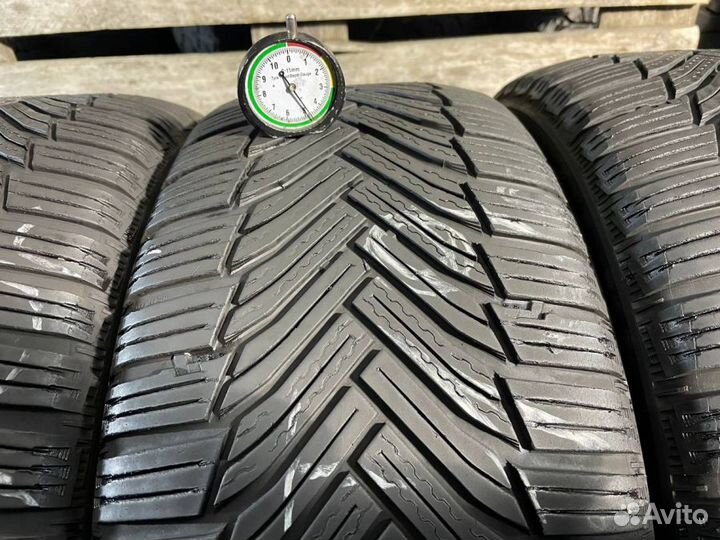 Michelin Alpin 6 215/50 R17