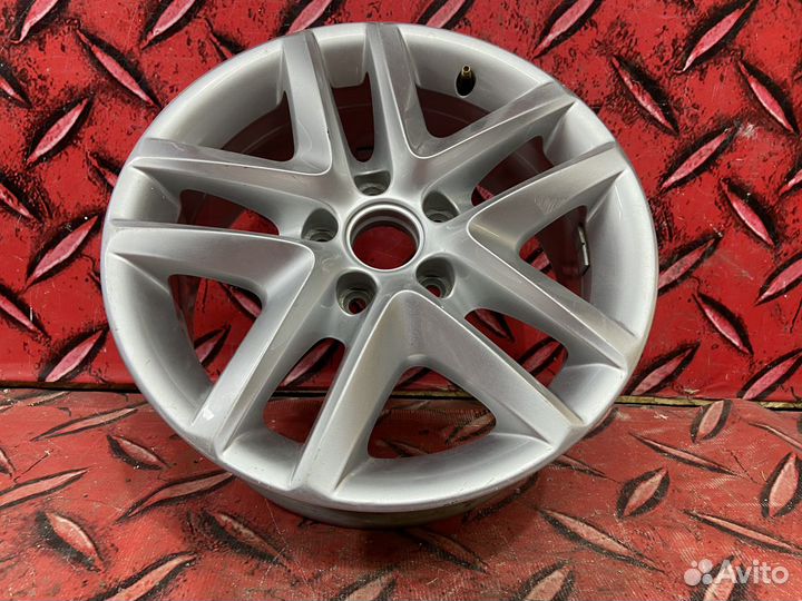 Диск колеса R16 VW Tiguan