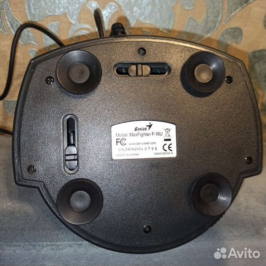 Джойстик Genius MaxFighter F-16U