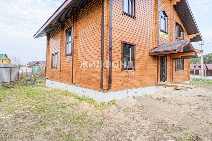 Коттедж 164,1 м² на участке 11 сот.