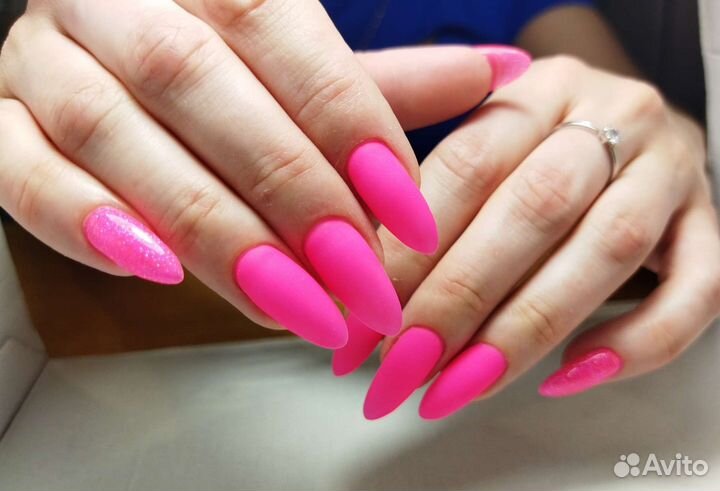 Маникюр, педикюр