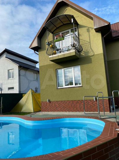 Дом 102 м² на участке 5 сот.