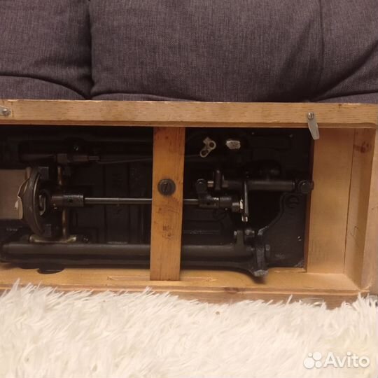 Машинка швейная 