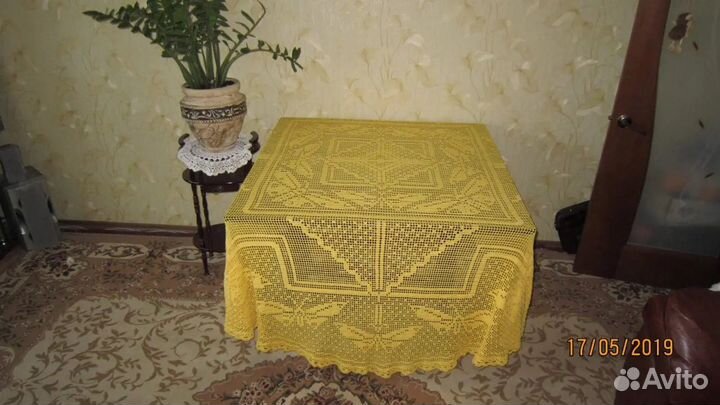 Вязаная скатерть крючком