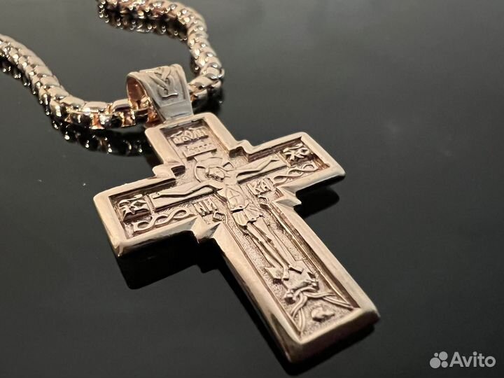Крест и цепочка