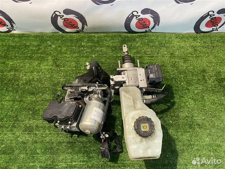 Главный тормозной цилиндр (с бустером) (2) Toyota