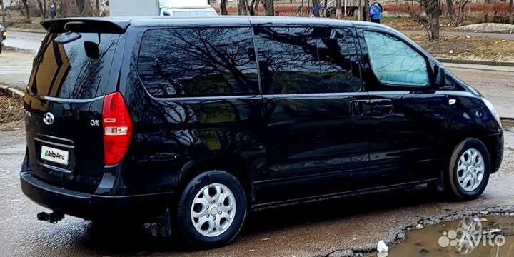 Hyundai Grand Starex 2.5 AT, 2009, 240 000 км
