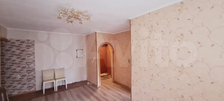 2-к. квартира, 45 м², 1/4 эт.