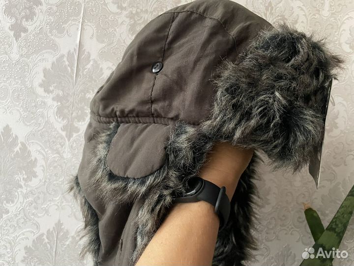 Шапка ушанка взрос. Цв темно-оливковый с дефектом