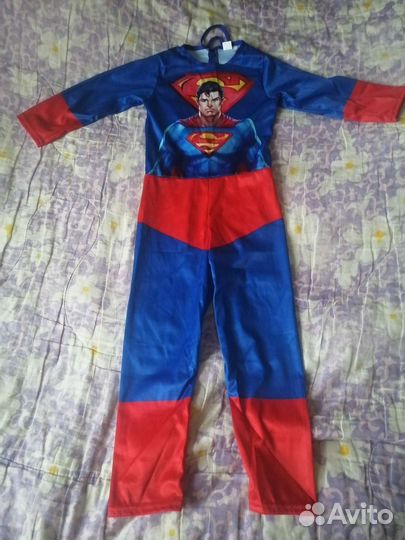 Костюм супермена