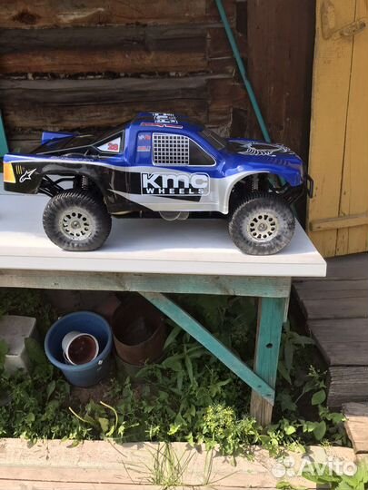 Гоночная машинка