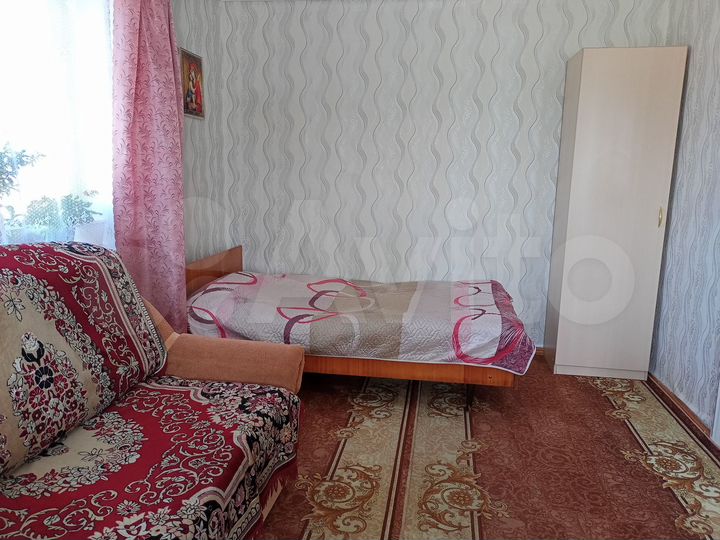 Комната 31 м² в 1-к., 1/2 эт.