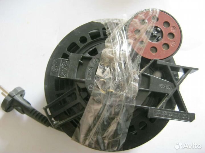 Пылесос Bosch BSG 82480/15 на запчасти