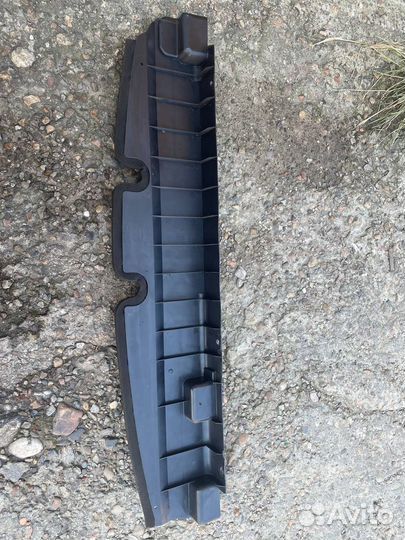 Дефлектор радиатора Nissan Qashqai J11