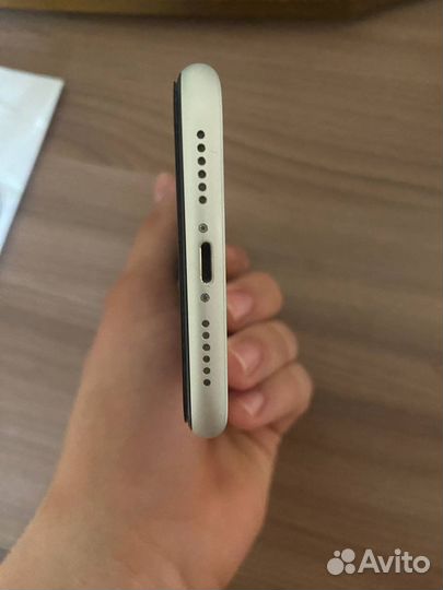iPhone XR 64gb