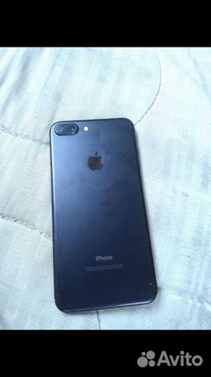 Телефон iPhone 7 plus