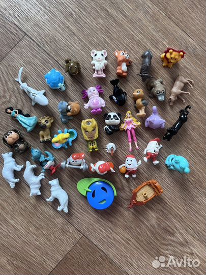 Пакет игрушек из киндера