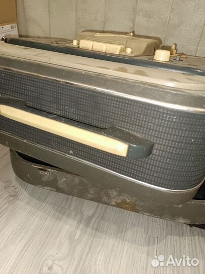 Магнитофон Комета