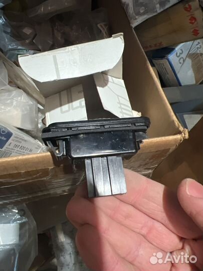 Освещение номерного знака w203