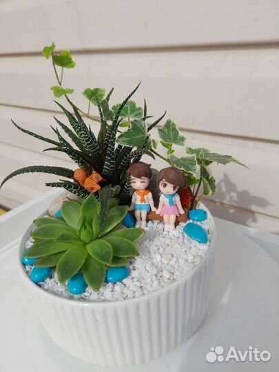 Цветы в композиции подарок