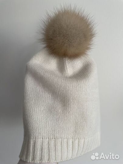 Кашемировая шапка с Куницей