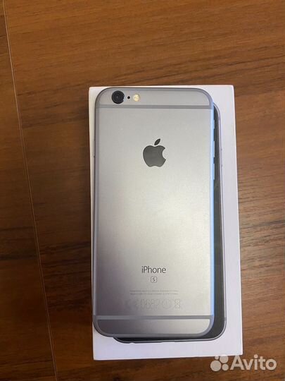 iPhone 6S, 32 ГБ