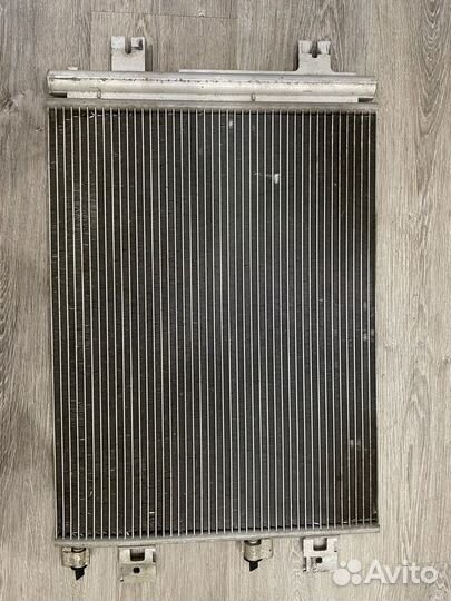 Радиатор кондиционера Almera G15