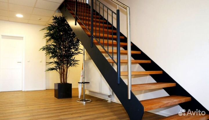 Лестница забежная под ключ