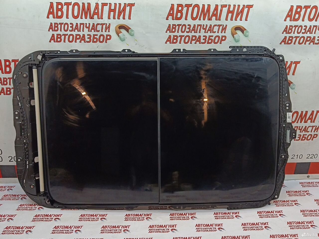 Панорама люк крыши Воях Фри