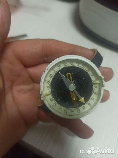 Наручный компас СССР
