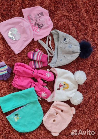Комплект шапки, рукавички