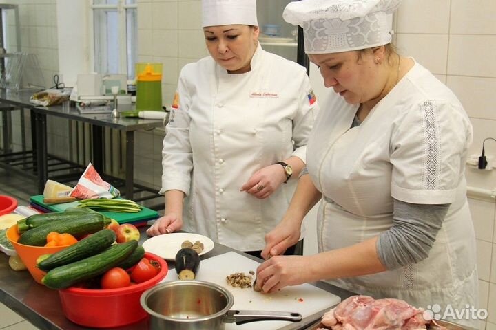 Работник кухни