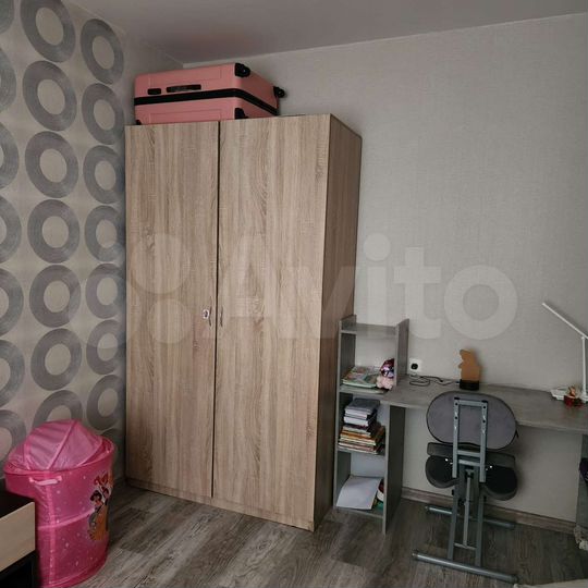 Комната 15 м² в 3-к., 10/17 эт.