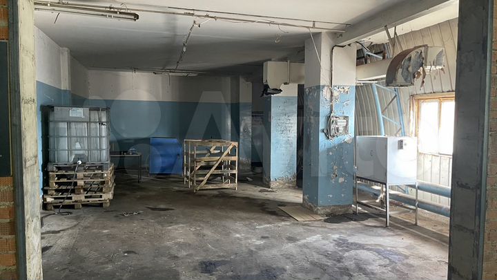 Склад, 563 м²