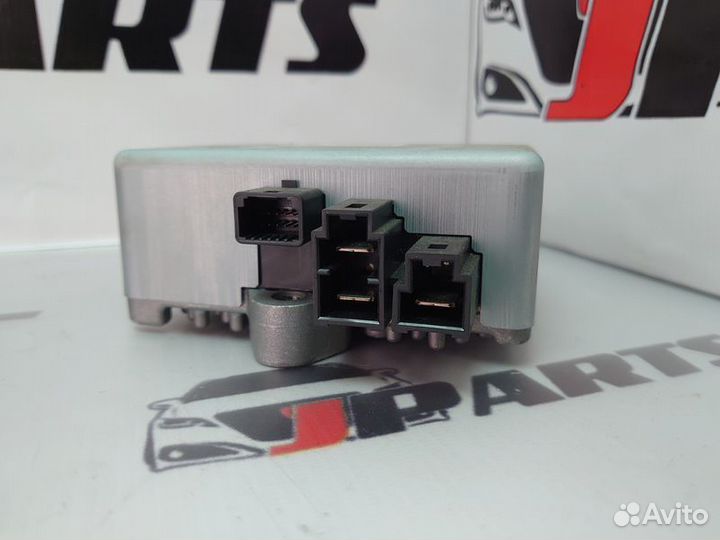 Блок управления рейкой рулевой Mitsubishi Lancer