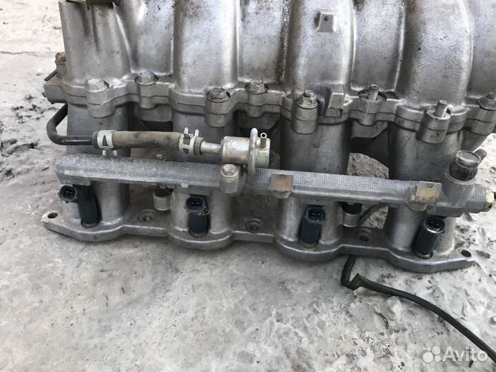 Форсунка топливная Тойота Ланд Круизер 100 4.7 2uz