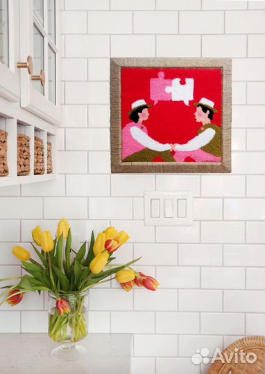 Панно Разговор в технике ковровая вышивка