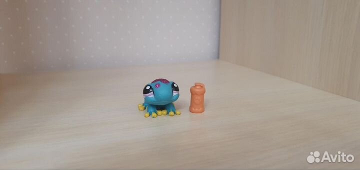 Littlest pet shop lps