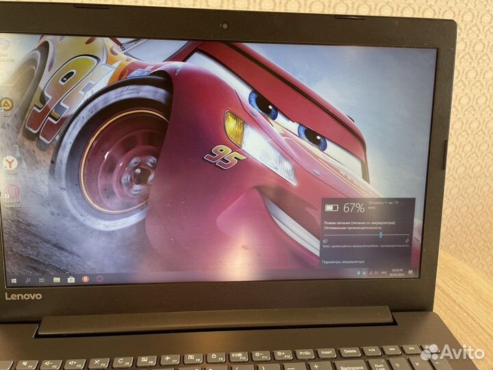 В идеале Lenovo на SSD-диске/8озу/Full HD/2 видюхи